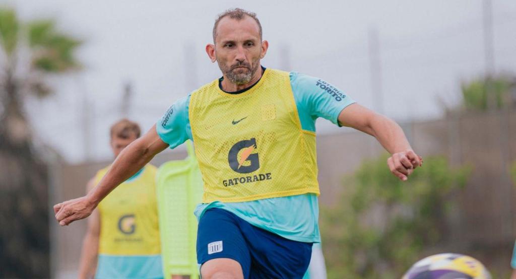 Hernán Barcos reaparece en Cajamarca tras su salida de Alianza&nbsp;Lima