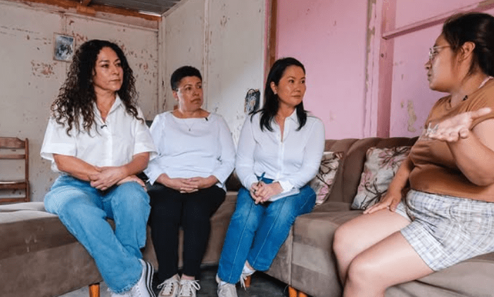 Keiko Fujimori escucha reclamos vecinales y plantea mano dura frente al avance del&nbsp;crimen