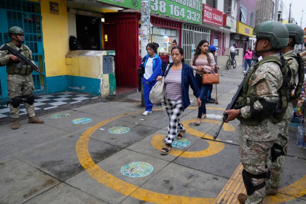 Delincuencia y actividades ilícitas: el principal riesgo para la economía peruana en&nbsp;2026