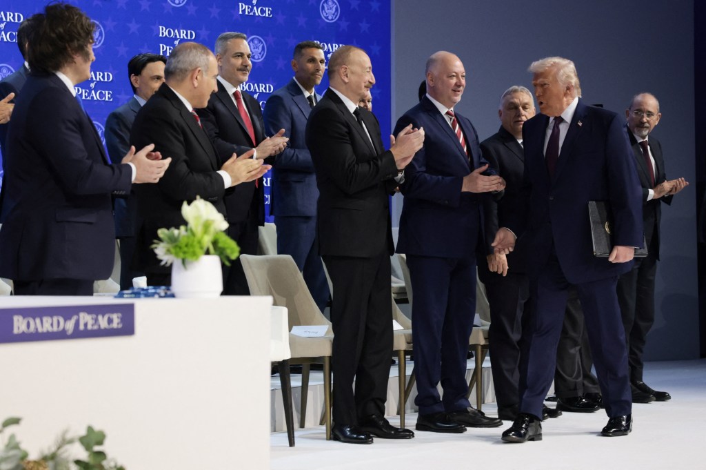 ¿Quiénes participan en la junta por la paz impulsada por Trump y qué se discute en la&nbsp;cumbre?