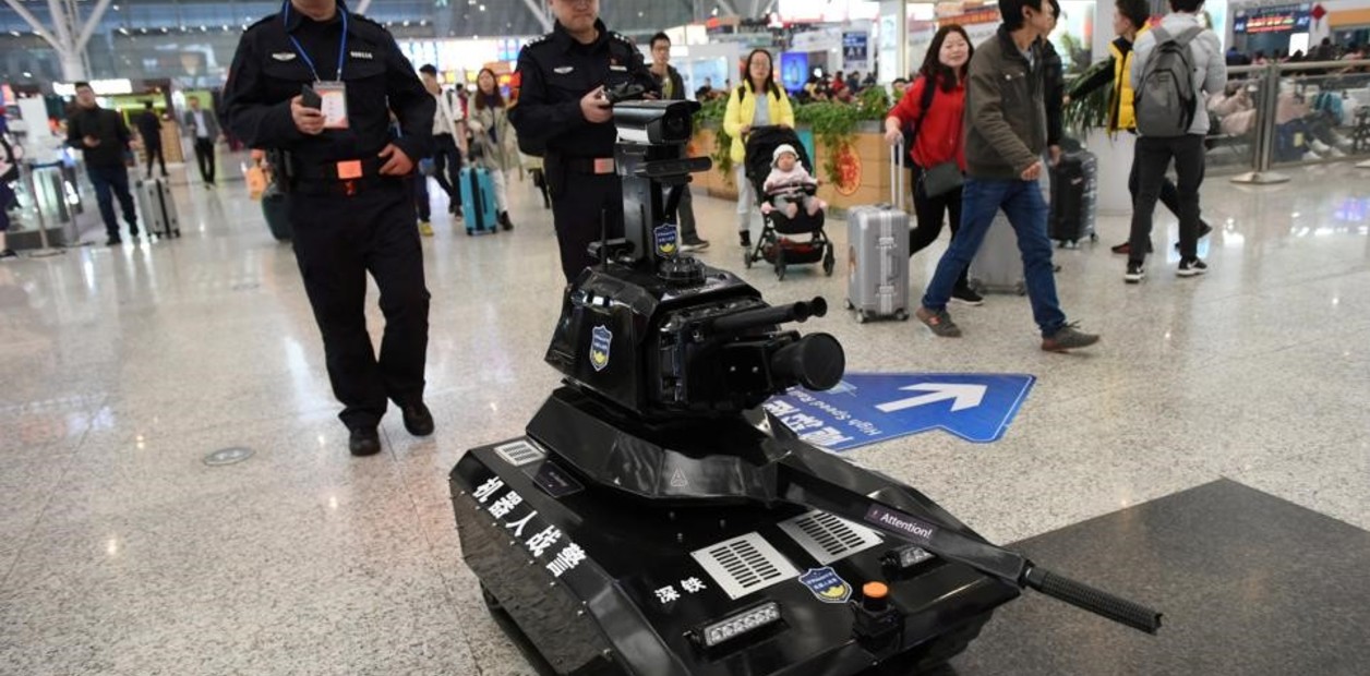 China acelera el uso de inteligencia artificial en operaciones militares y policiales