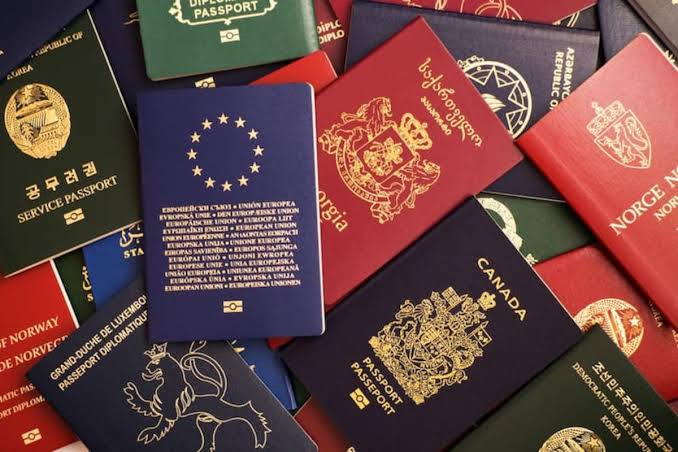 Chile, Colombia y Perú refuerzan controles sobre pasaportes&nbsp;vencidos